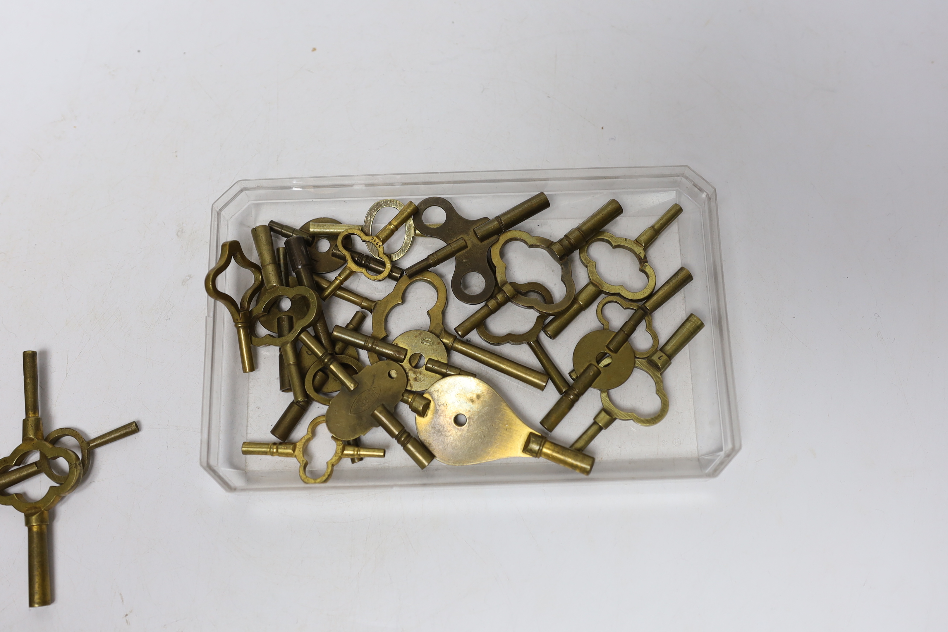 A quantity of carriage clock keys